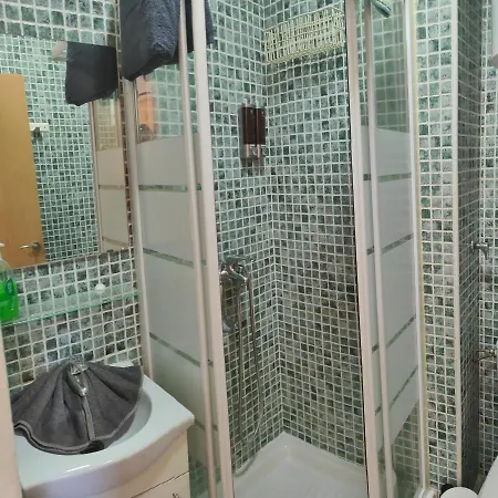 Begona 408 Compact Center By Namaste Elite *