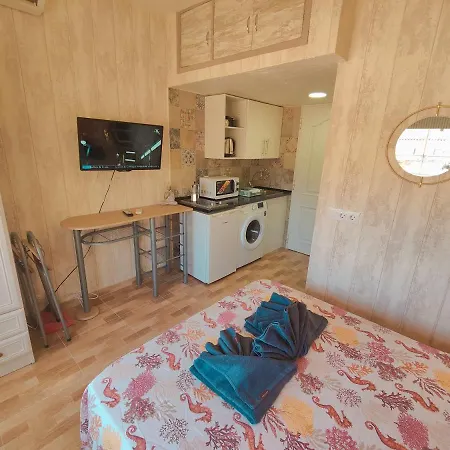 Begona 408 Compact Center By Namaste Elite *