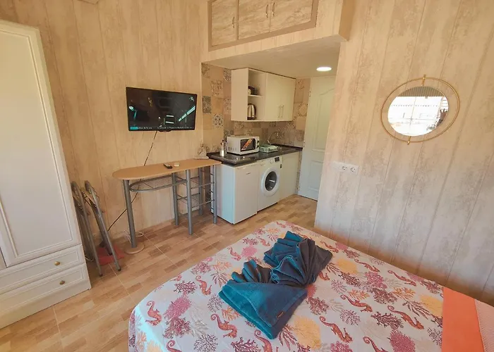 Begona 408 Compact Center By Namaste Elite *