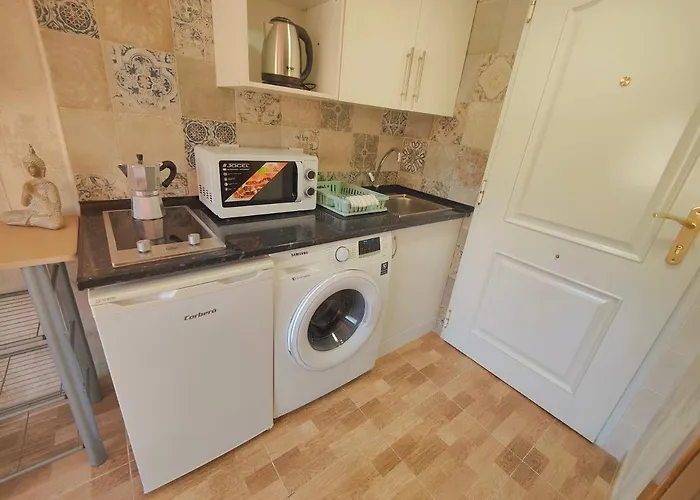 Begona 408 Compact Center By Namaste Elite