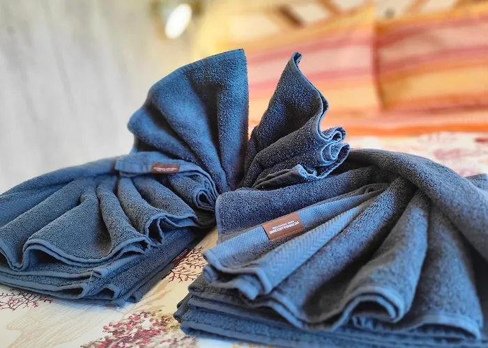 Begona 408 Compact Center By Namaste Elite *